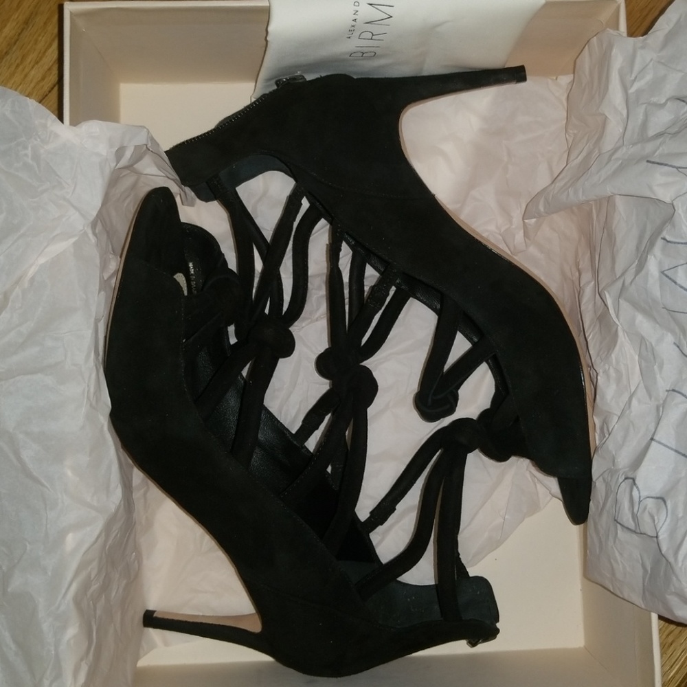 Like new, worn twice Alexandre Birman sandals